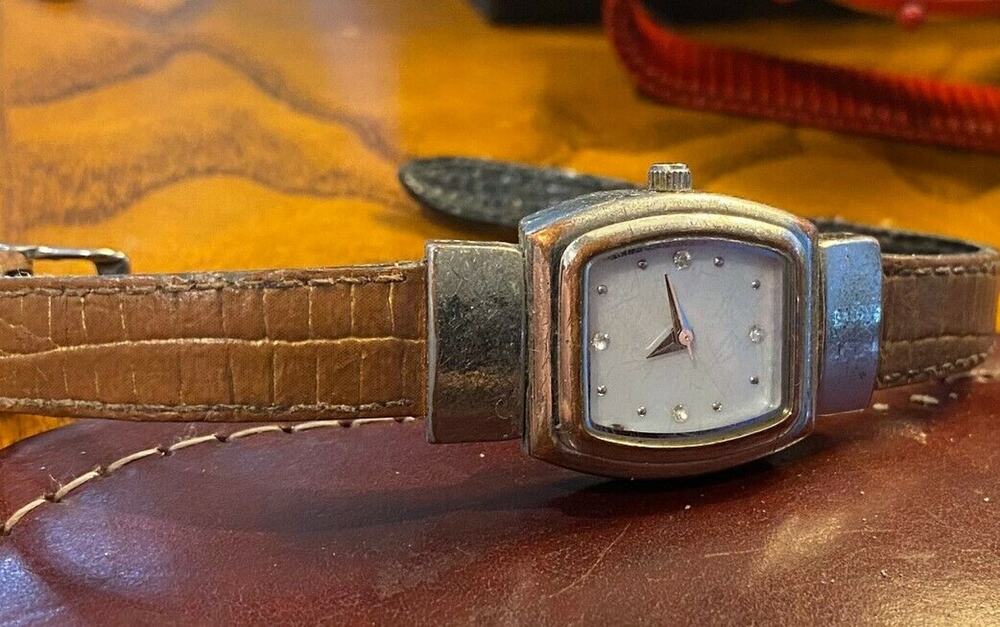 VTG Women's Mary Kay Watch, MOP Face, Twist to Change Band Color